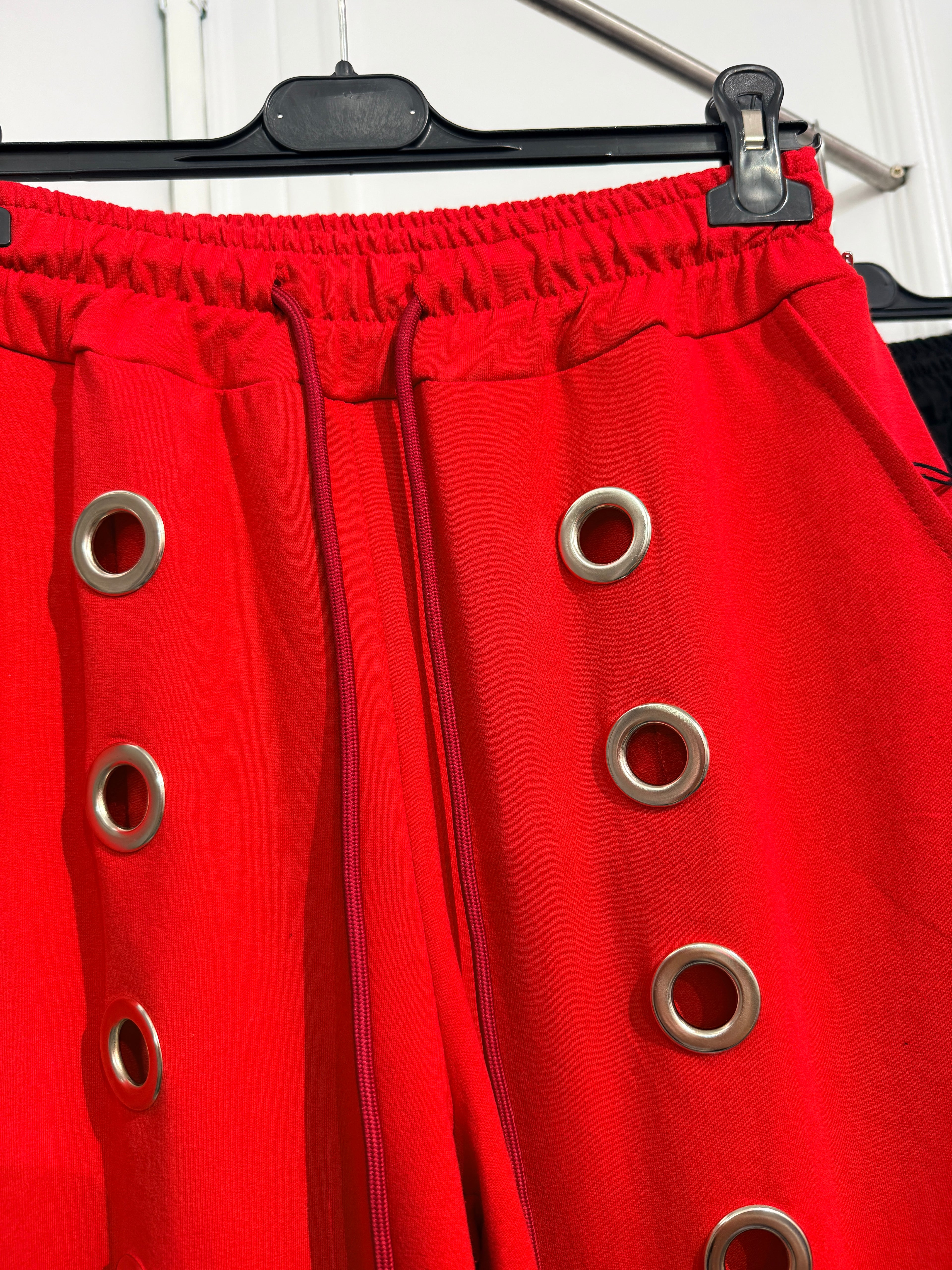 Pantaloni Cargo Urban con Occhielli in Metallo