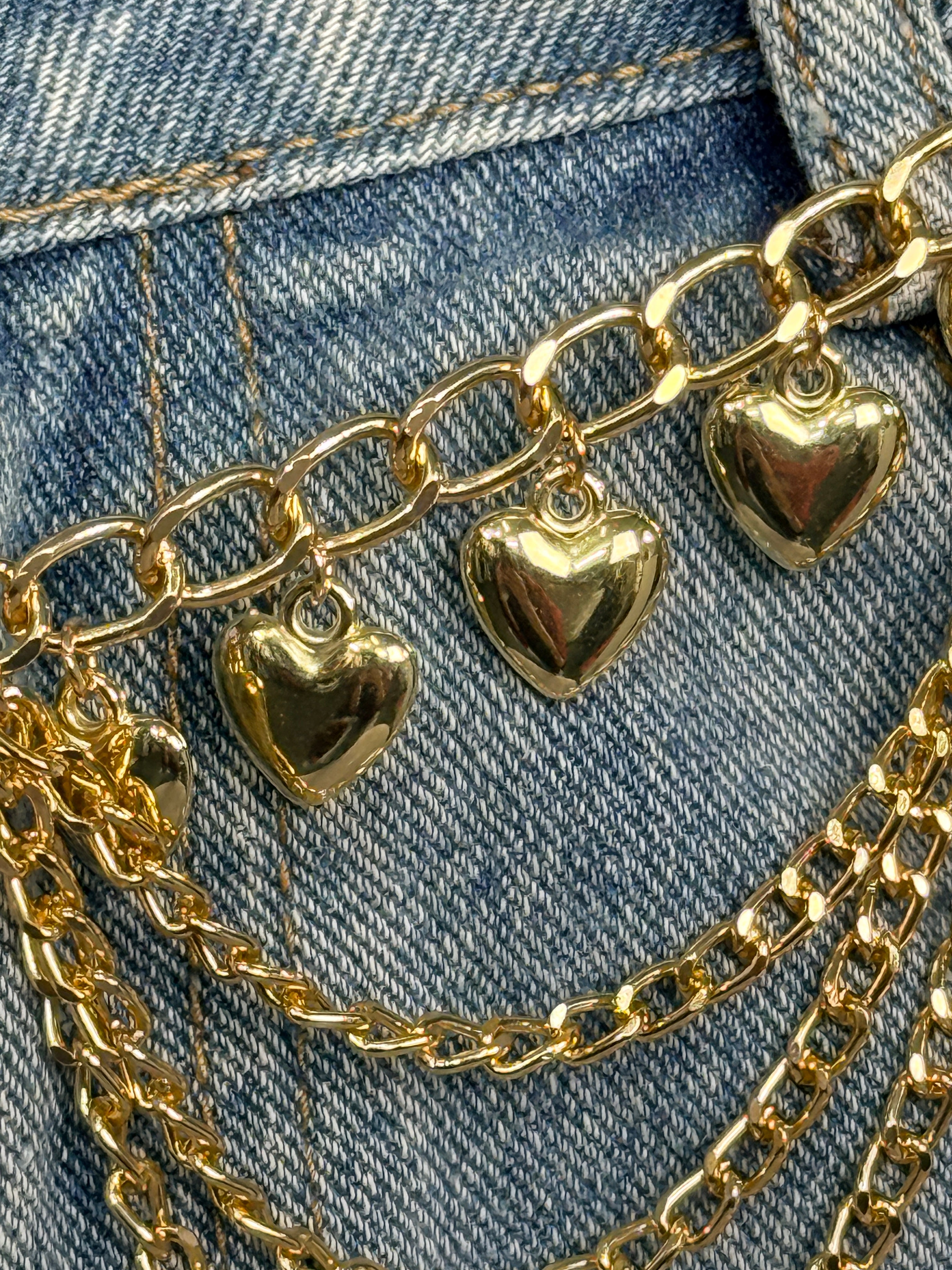 Cintura Multi-Catena "Amour d'Or" con Pendenti a Cuore