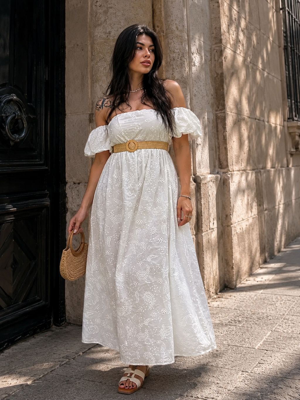 Abito Lungo in Sangallo "Boho-Chic" – Bianco Ottico (Cintura Inclusa)