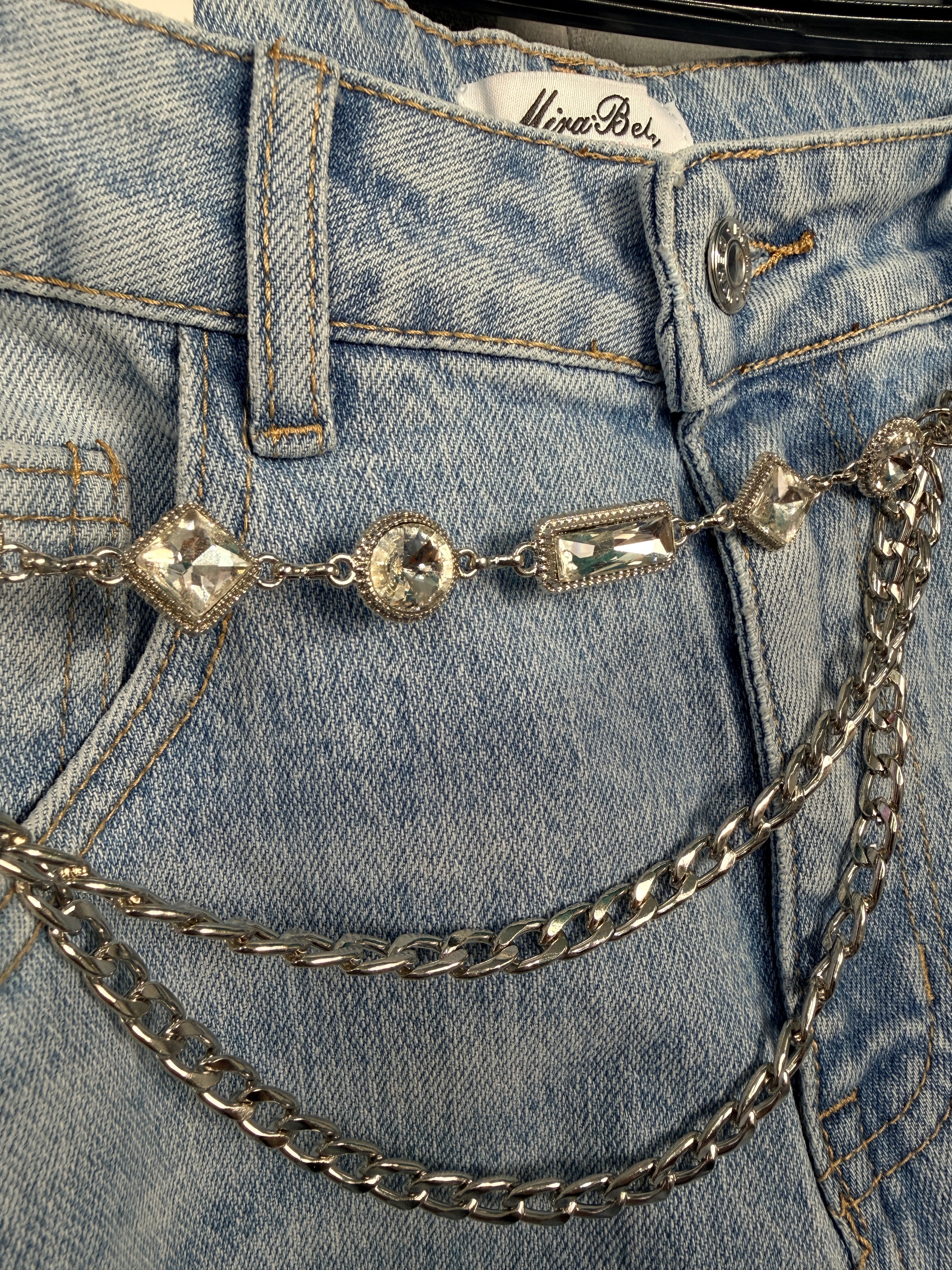 Cintura a Catena Jewelry - Dettagli Luxury e Cristalli