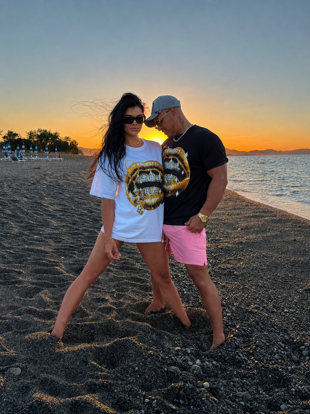 T-Shirt Limited Edition – Exclusive Gold & Diamond Grillz